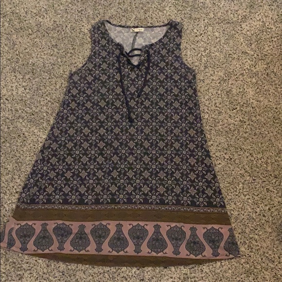 Sundress - Picture 1 of 3